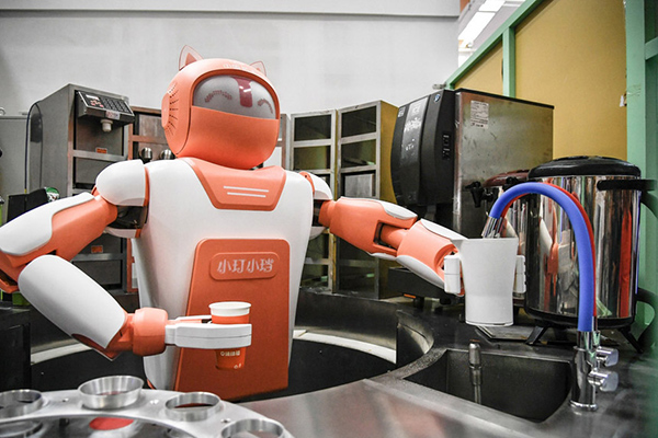 China will Use Robot Bartenders That can Serve Cocktails in 90 Seconds at Winter Olympics to Prevent Covid